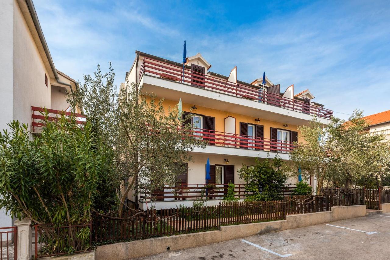 Apartments Boris Vodice Exterior photo