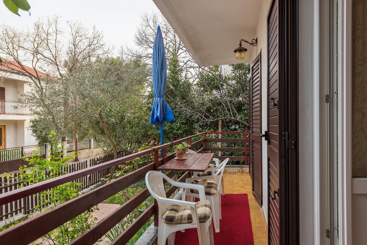 Apartments Boris Vodice Exterior photo